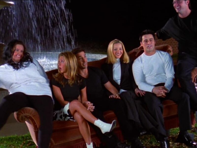 the re-done intro with the cast of friends for their what if episode